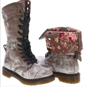 Dr. martens Triumph 1914